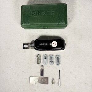 Singer Buttonhole Attachment w/ Instructions Templates Green Case 160506 Vintage
